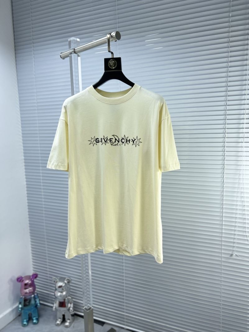 Givenchy T-Shirts